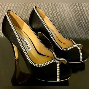 Black Satin & Sparkle Heels sz 6 NIB